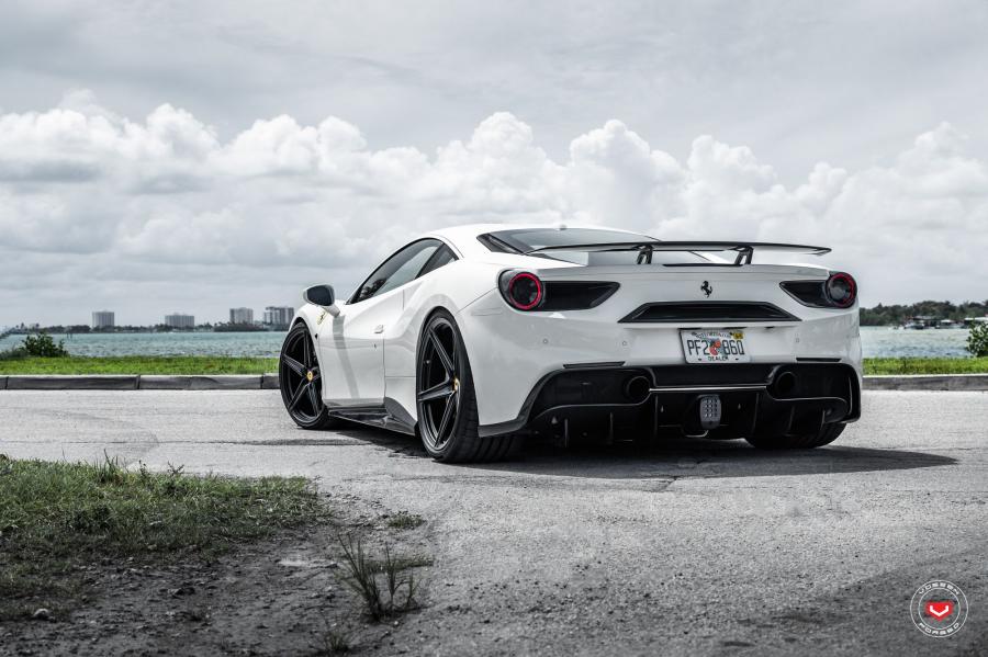 Ferrari 488 GTB on Vossen Wheels (M-X5) 2018 года  (фото 4 из 22)
